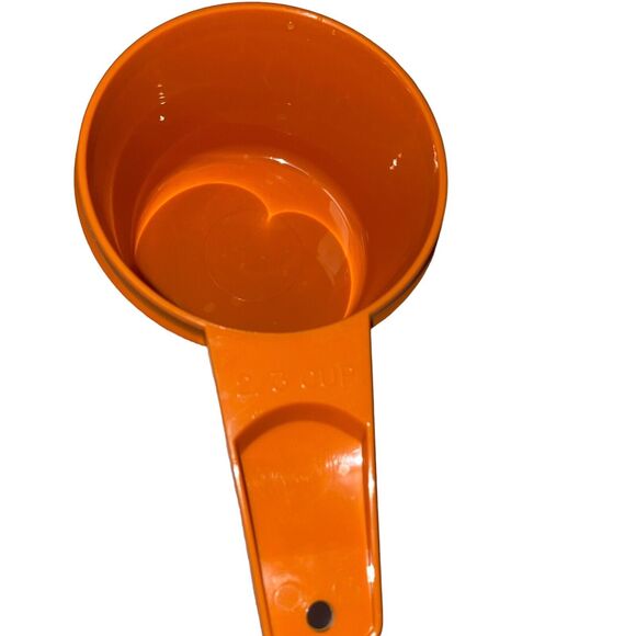 Vintage Tupperware Measuring Cups 1C 1/2 2/3 3/4 Orange Nesting Stackable Set x5 - Picture 4 of 11